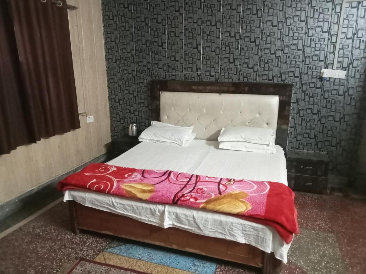 Homestay Somnath Vrindavan